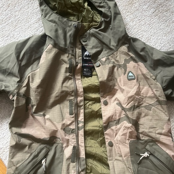 Burton Jackets & Blazers - Burton women’s ski & snowboard jacket